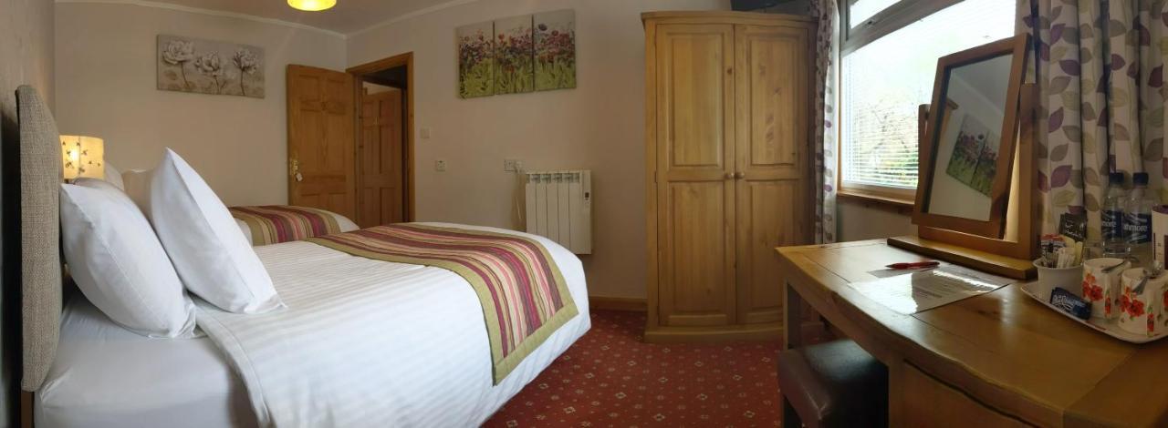โฮมาเจนท์ เบด แอนด์ เบรกฟาสต์ Bed & Breakfast รอยบริดจ์ ภายนอก รูปภาพ