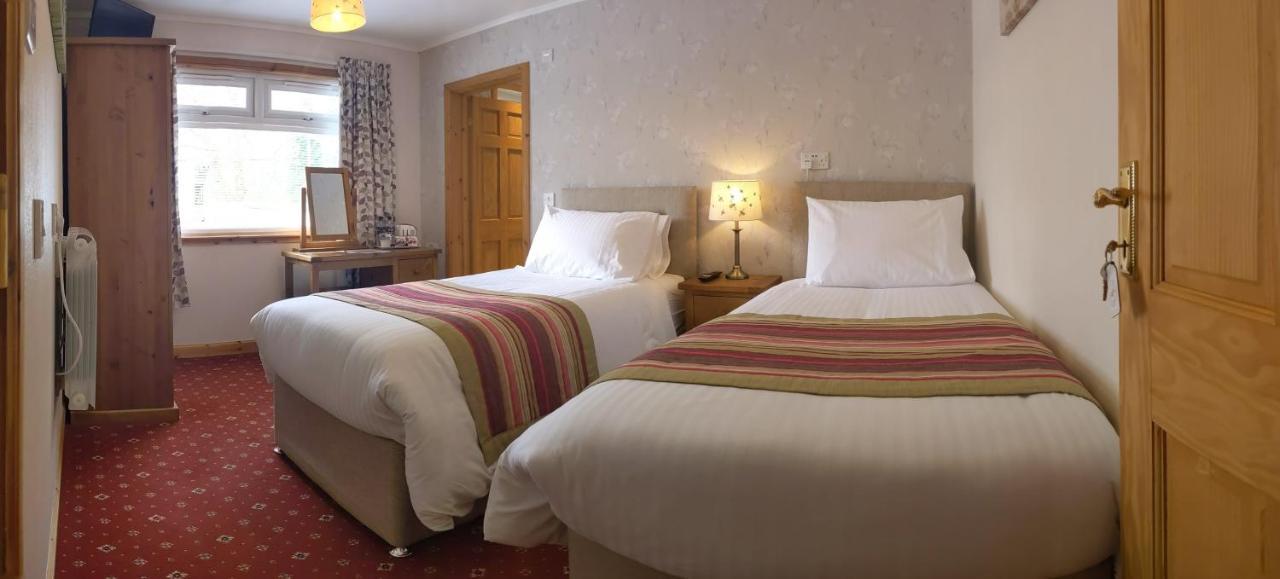 โฮมาเจนท์ เบด แอนด์ เบรกฟาสต์ Bed & Breakfast รอยบริดจ์ ภายนอก รูปภาพ