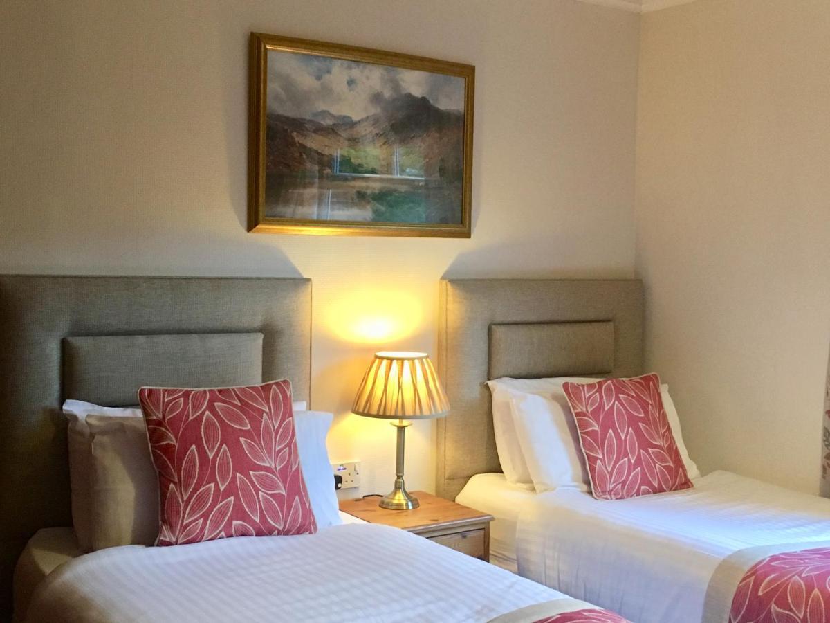 โฮมาเจนท์ เบด แอนด์ เบรกฟาสต์ Bed & Breakfast รอยบริดจ์ ภายนอก รูปภาพ